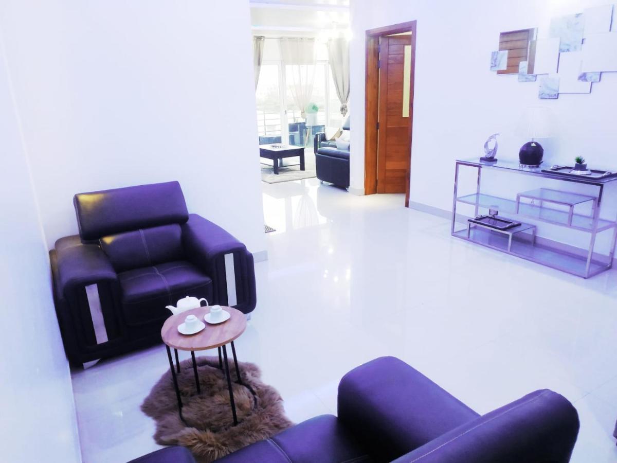 Maison d'hôtes Chambres Meublées Avenue Cheikh Anta Diop *
