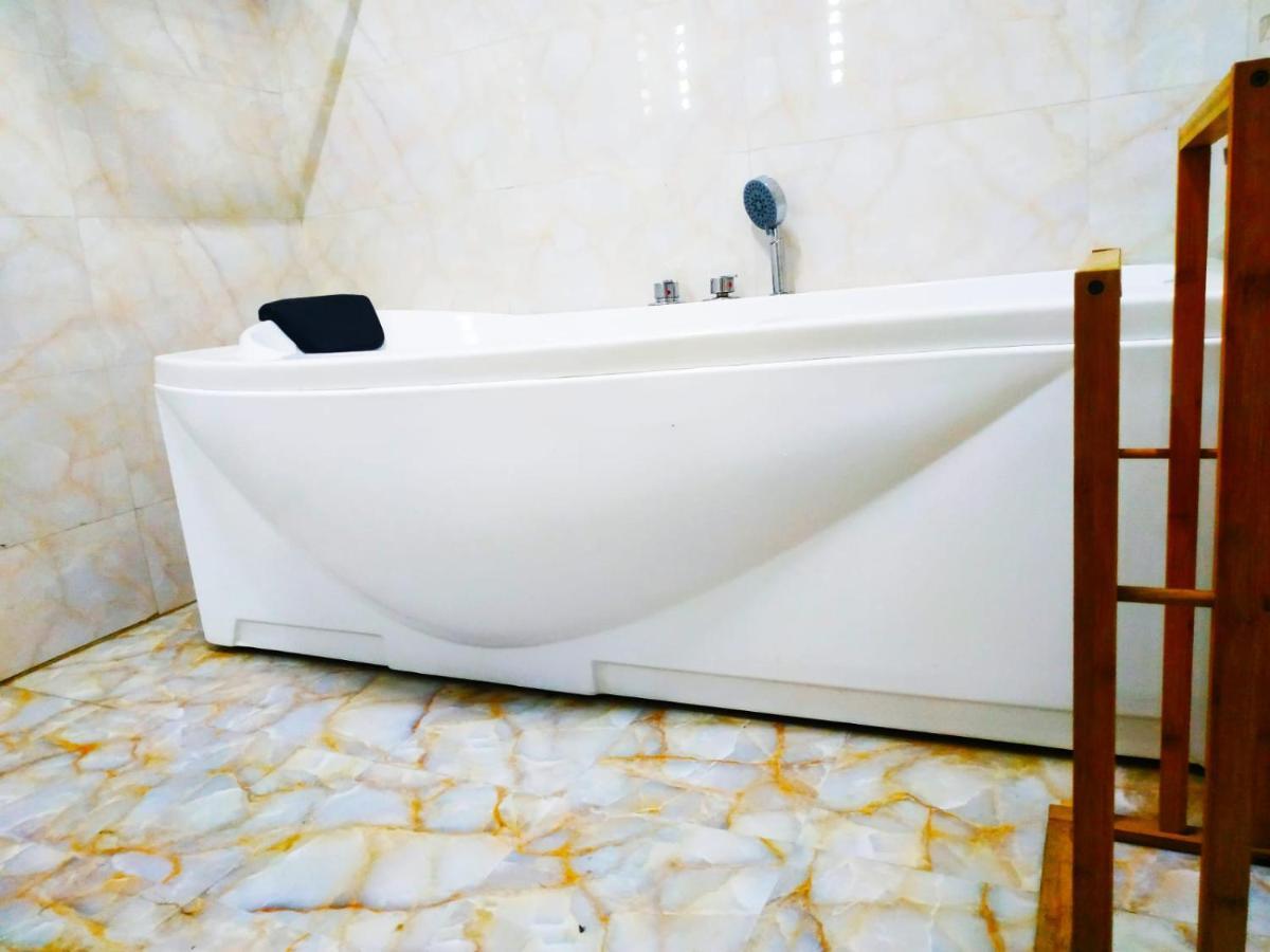 Chambres Meublées Avenue Cheikh Anta Diop Maison d'hôtes Dakar